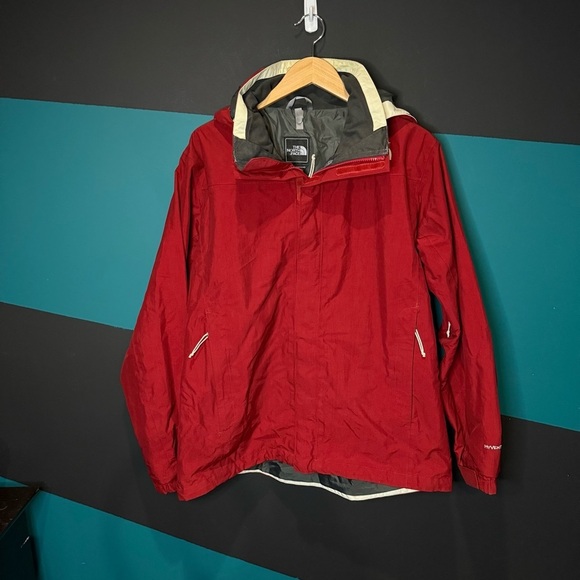 The North Face Men's Vibrant Red Rain Jacket - Picture 2 of 11